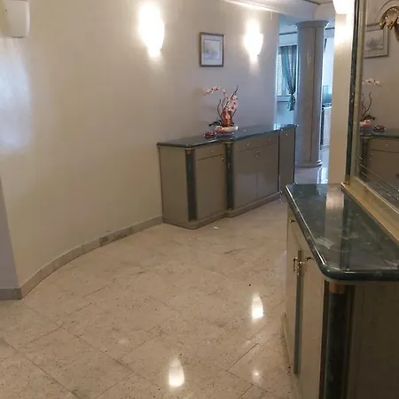 Harbour View Apartment *
