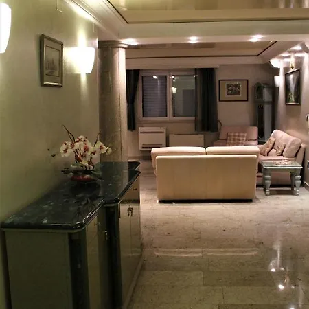 Harbour View Apartment