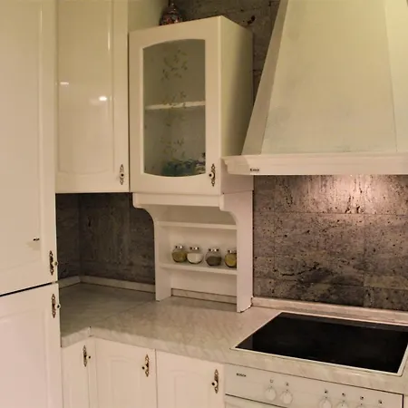 Harbour View Apartment